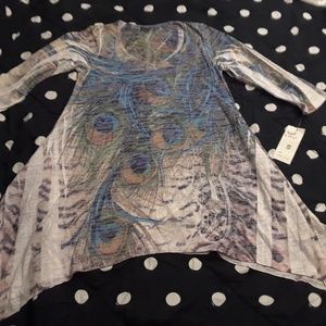 Nwt peacock design flowy  Blouse small